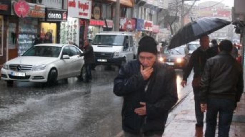 Çorlu’da sağanak yağış