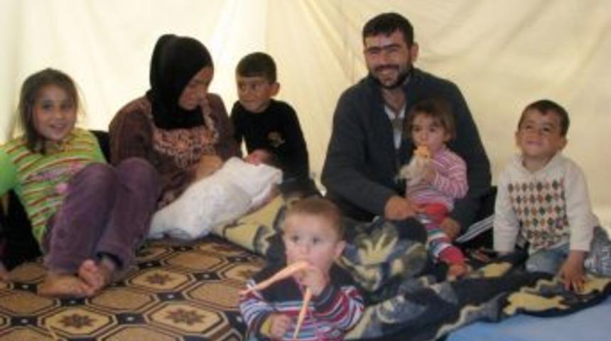 Kampta doğum yapan Suriyeli anne: Ailemin yanında doğum yapmak isterdim