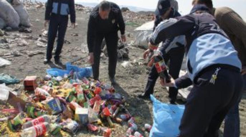 Sorgun Zabıta Ekipleri, Bayat Gıdaları İmha Etti