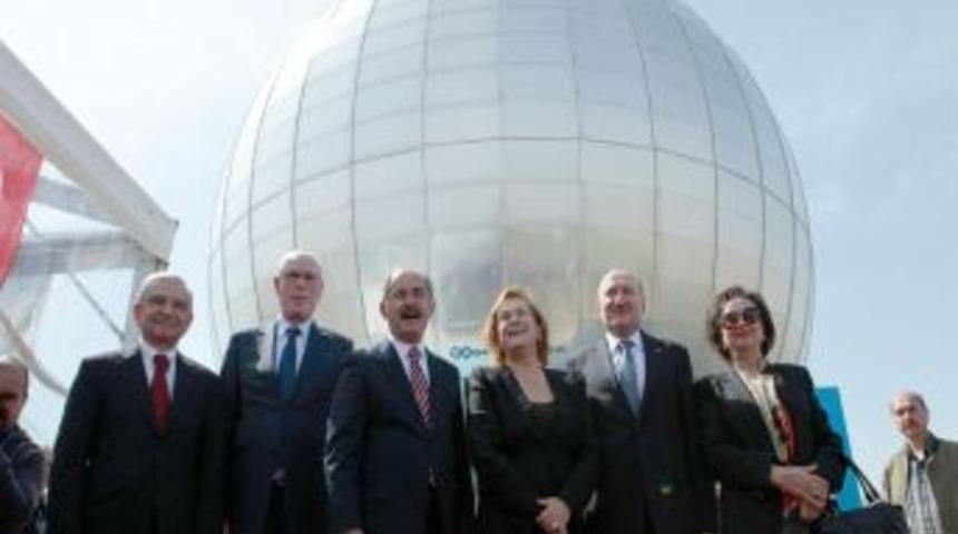 T&uuml;rkiye&rsquo;nin en b&uuml;y&uuml;k uzay evi Eskişehir&rsquo;de a&ccedil;ıldı