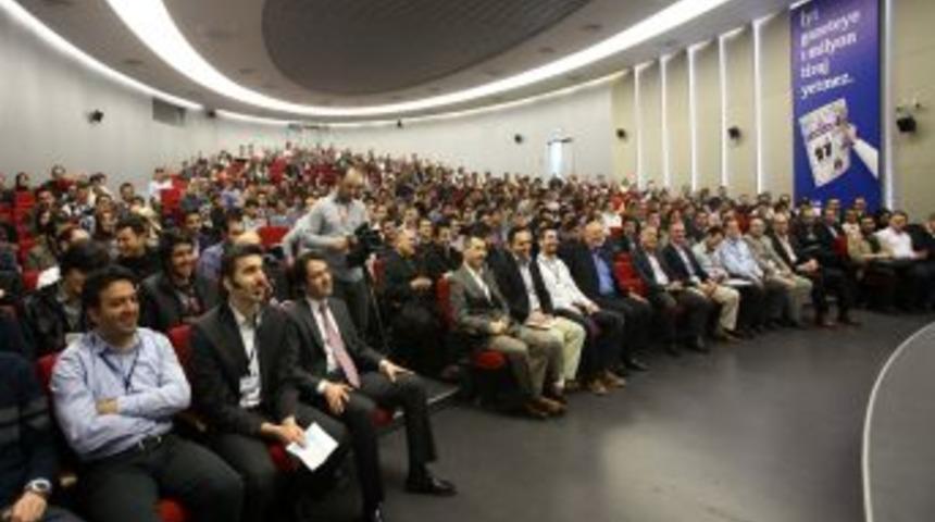 'Medyada Bilişim Teknolojileri' semineri başladı