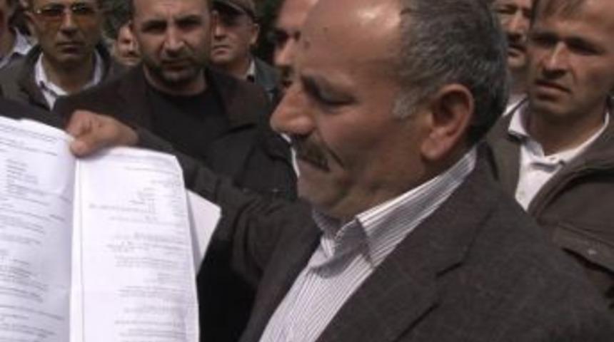 Libya'da mağdur edildiklerini s&ouml;yleyen iş&ccedil;iler eylem yaptı