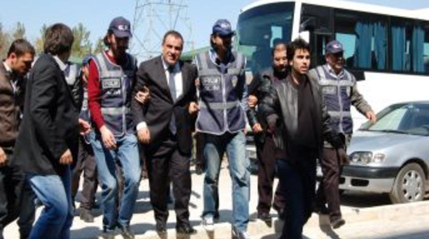 Gaziantepspor y&ouml;neticileri adliyede
