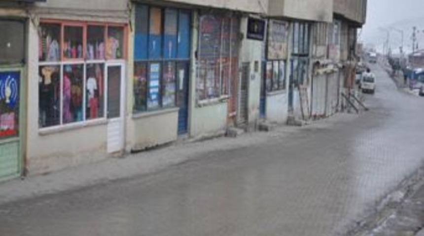 Şemdinli'de Kepenk Kapatma Eylemi