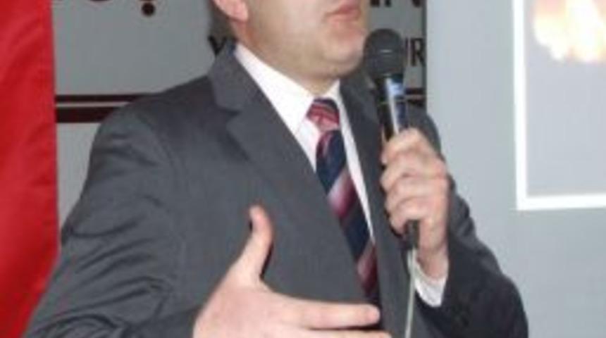 AK Parti &Ccedil;arşıbaşı il&ccedil;e teşkilatı, &Ccedil;anakkale Şehitleri'ni andı