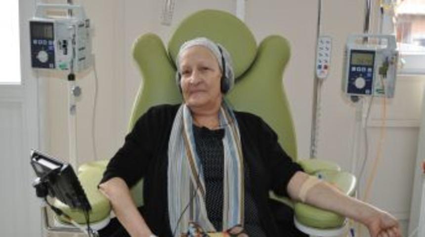 Balıkesir Devlet Hastanesi'nden kanser hastaları i&ccedil;in &ouml;rnek uygulama