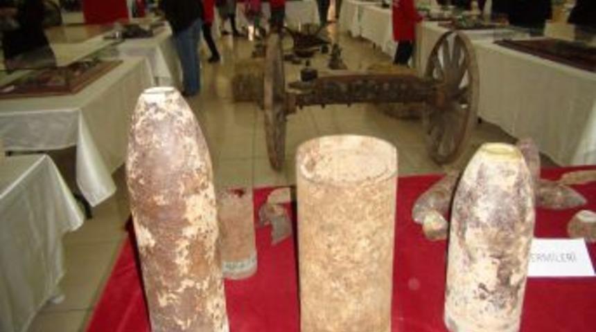 K&ouml;y okulu &ouml;ğrencilerin &Ccedil;anakkale sergisi d&uuml;zenledi