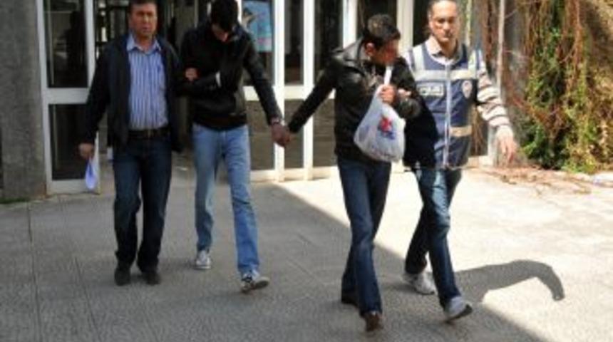 Yaşlı çiftin 38 bin lirasını gasp eden 3 kişi yakalandı