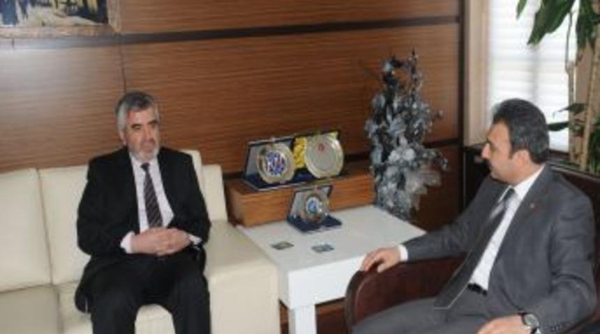 Diyanet İşleri Başkan Yardımcısı Yılmaz, K&uuml;lc&uuml;'y&uuml; ziyaret etti