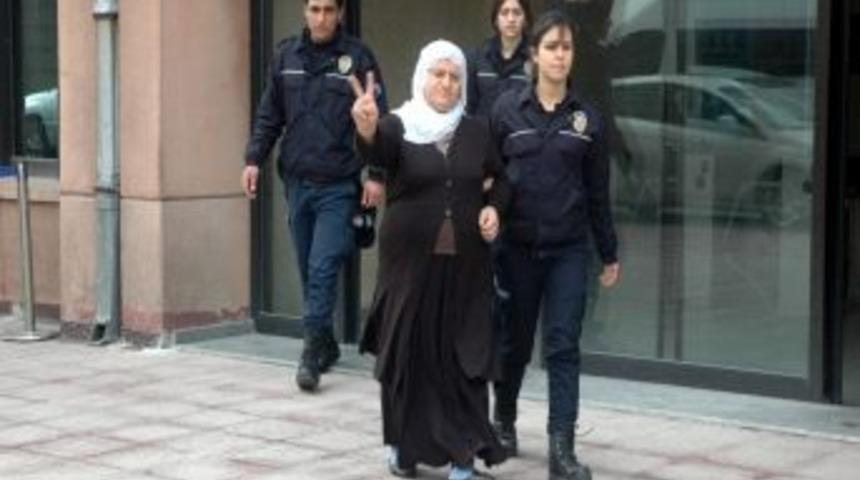 Korsan nevruzda g&ouml;zaltına alınanlar adliyeye sevk edildi