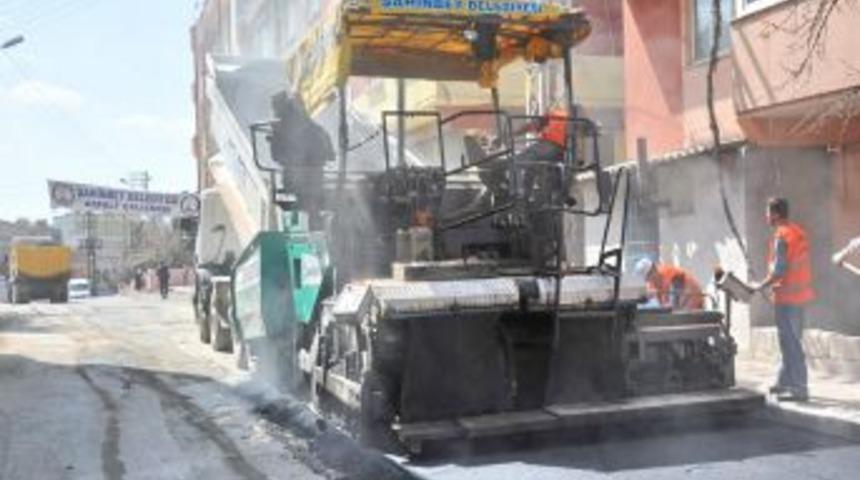 Şahinbey Belediyesi asfalt atağına ge&ccedil;ti