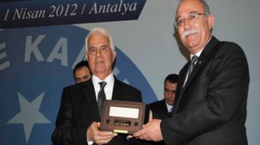 Eroğlu: Rum kesiminin kazanmaya bağlı uzlaşmaz tutumu &ccedil;&ouml;z&uuml;m&uuml; tıkıyor