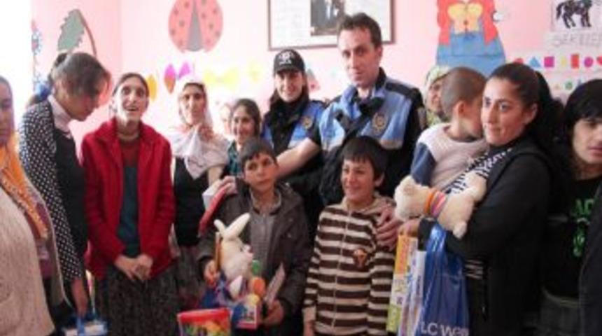 Polis Haftası Doğubayazıt'ta da &ccedil;eşitli etkinliklerle kutlanıyor