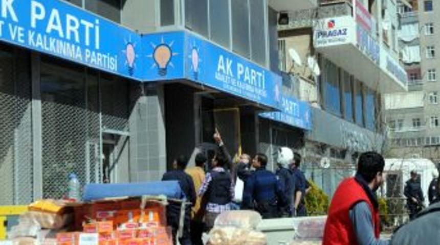 Diyarbakır&rsquo;da bombalı saldırı