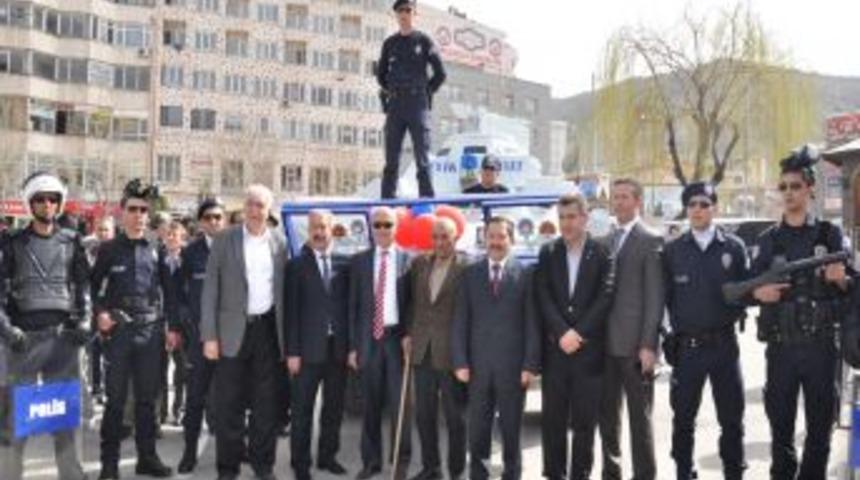 Vali uyuşturucu sakladı, narkotik k&ouml;peği Paskal 2 dakikada buldu