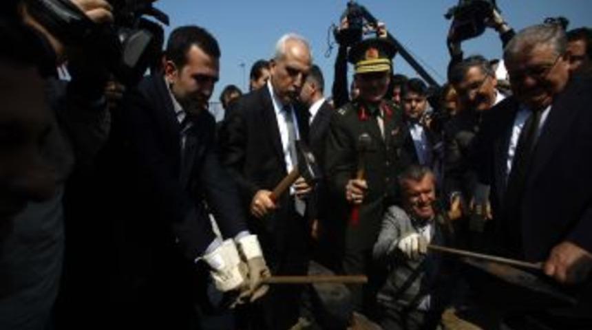 İstanbul'da renkli nevruz kutlaması