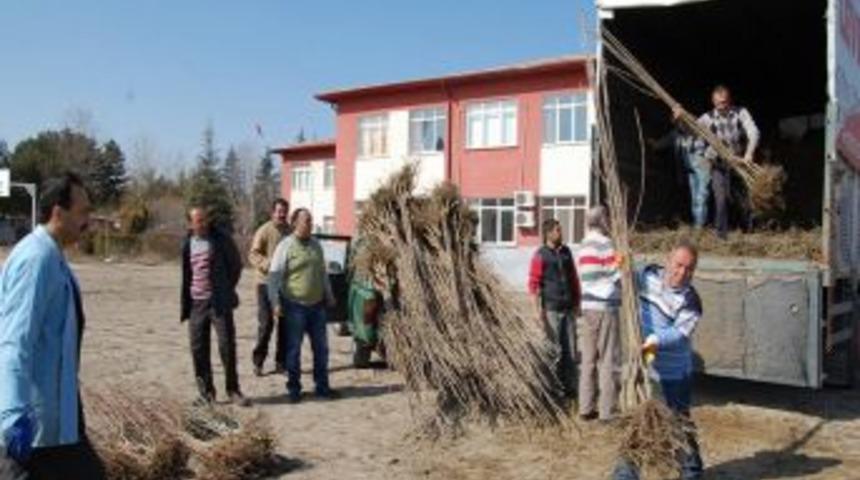 Nevşehir&rsquo;de kiraz bah&ccedil;eleri kuruluyor