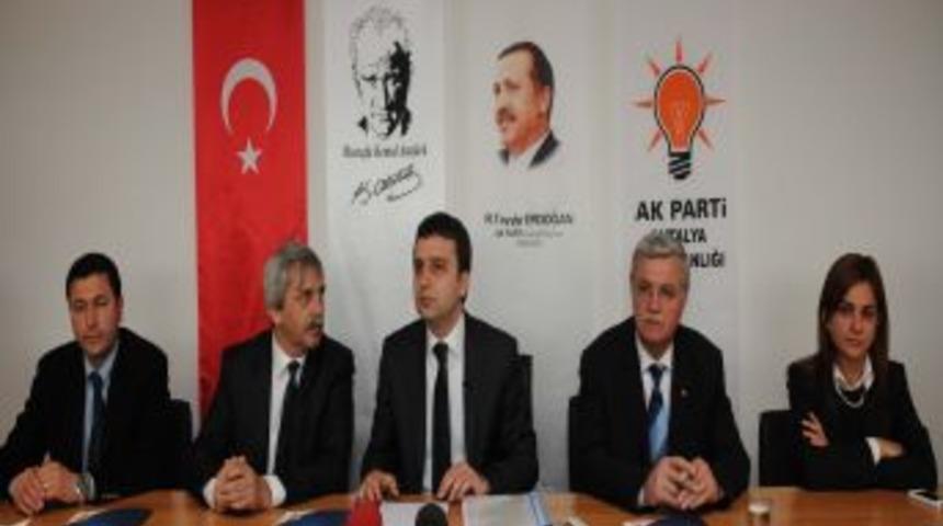 'Yeni eğitim sistemini ikna odaları kuran CHP&rsquo;liler istemiyor'