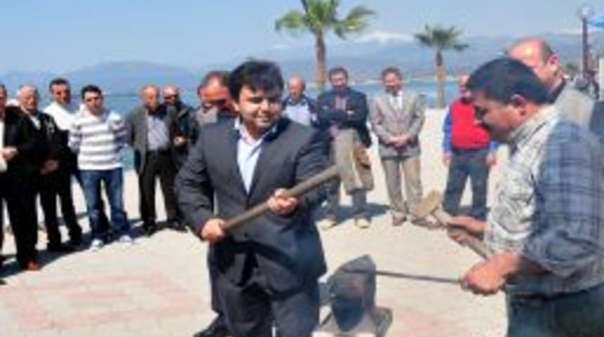 Fethiye'de nevruz kutlamaları renkli ge&ccedil;ti