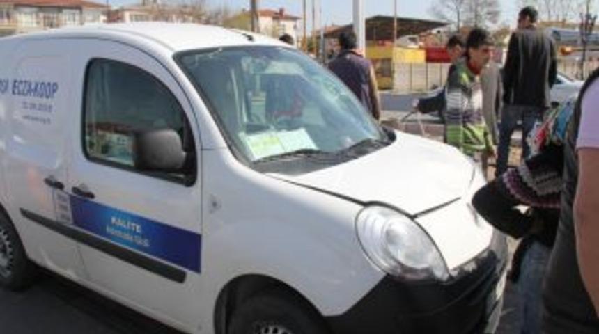 Bisikletiyle Karşıya Ge&ccedil;mek İsterken Otomobilin Altında Kaldı