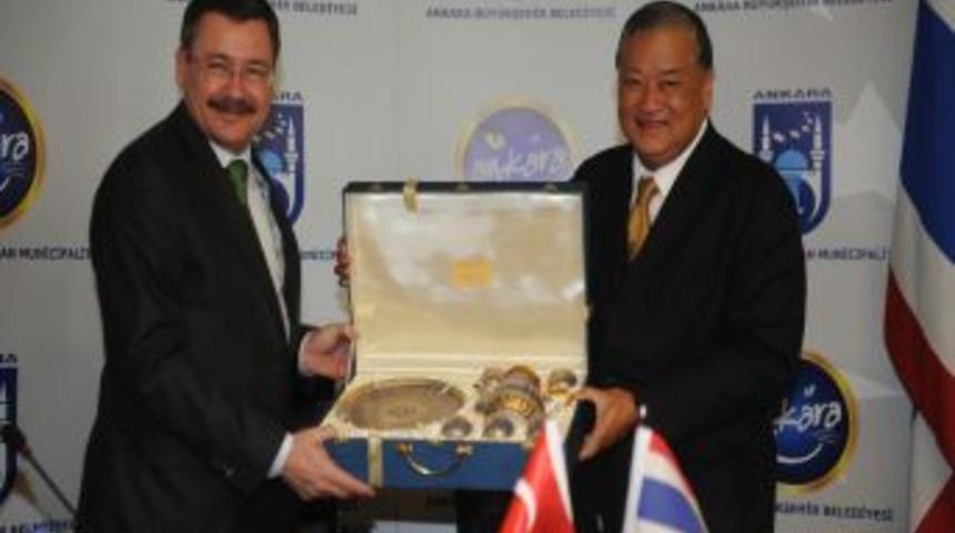 Ankara-Bangkok arasında dostluk ve işbirliği protokol&uuml; imzalandı