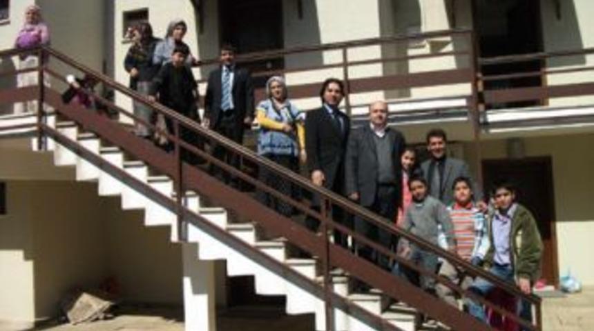 İznik&rsquo;teki depremzedeleri ziyaret ettiler