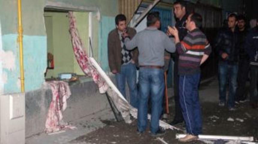 Sanayi t&uuml;p&uuml; patladı: 1 yaralı