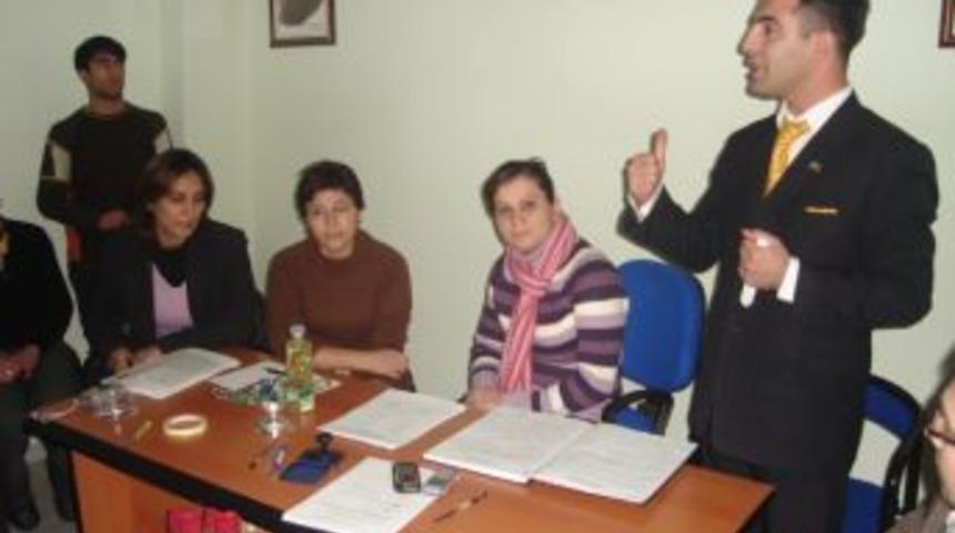 Kanseri yendi, hayatını kanserli hastalara adadı