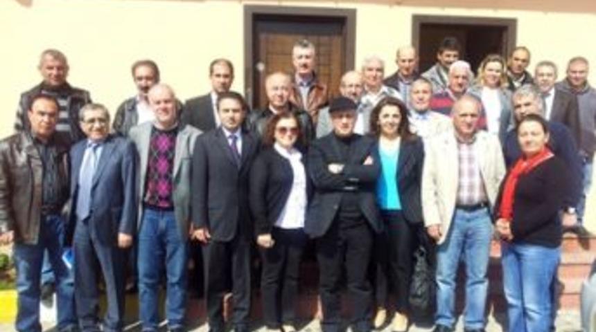 Başkan Zengin muhtarlarla bir araya geldi.