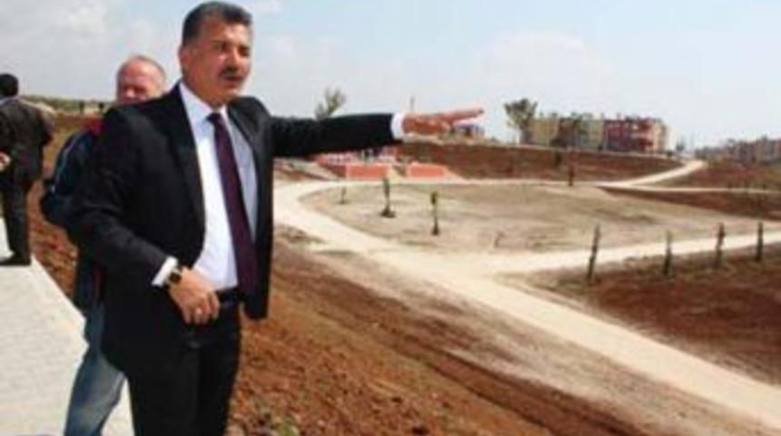 B&uuml;y&uuml;kşehir engellemelerini s&uuml;rd&uuml;r&uuml;yor