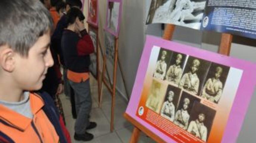 Bitlisli &Ccedil;anakkale Şehitleri, &Ouml;zel Reşat Kazancı İlk&ouml;ğretim Okulu'nda anıldı