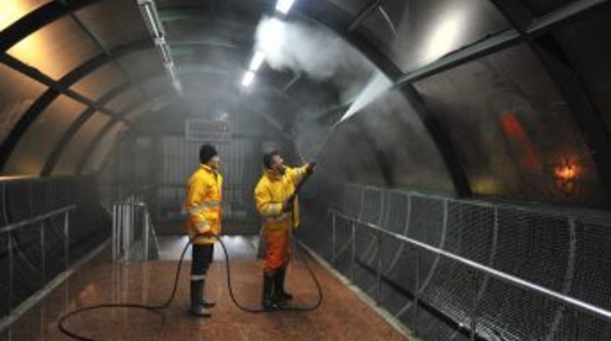 Ankara'da cadde ve kaldırımlar bahara temiz girecek