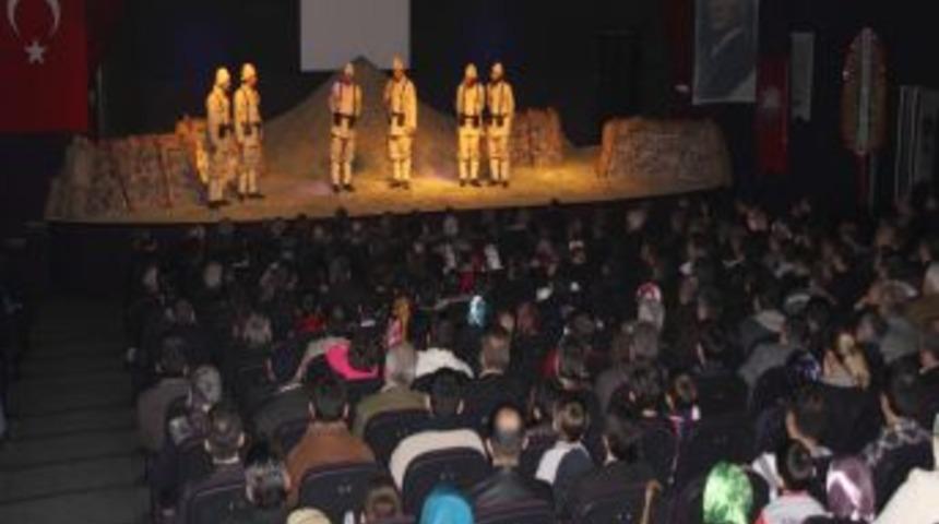 KEYDER, &Ccedil;anakkale ruhunu, tiyatro ile hissettirdi