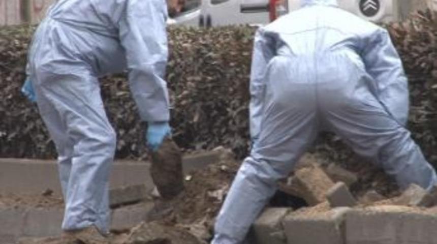 Sıkışan gaz, bomba gibi patladı