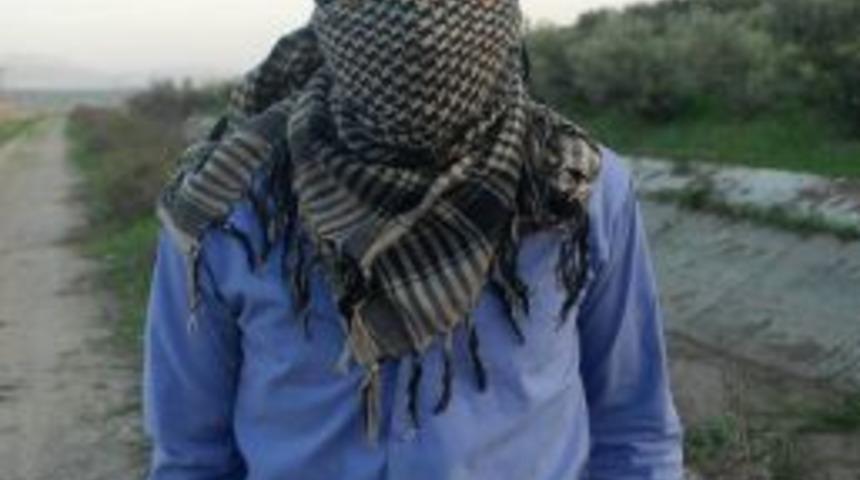 Esed&rsquo;in ordusundan ayrılan askerler: Vurmasak vuruluyoruz