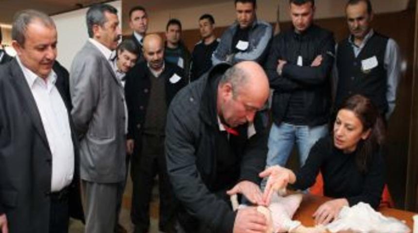 Yenimahalle Belediyesi &ccedil;alışanlarına ilk yardım eğitimi