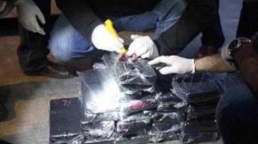 Muz kolisinde 40 kg kokain