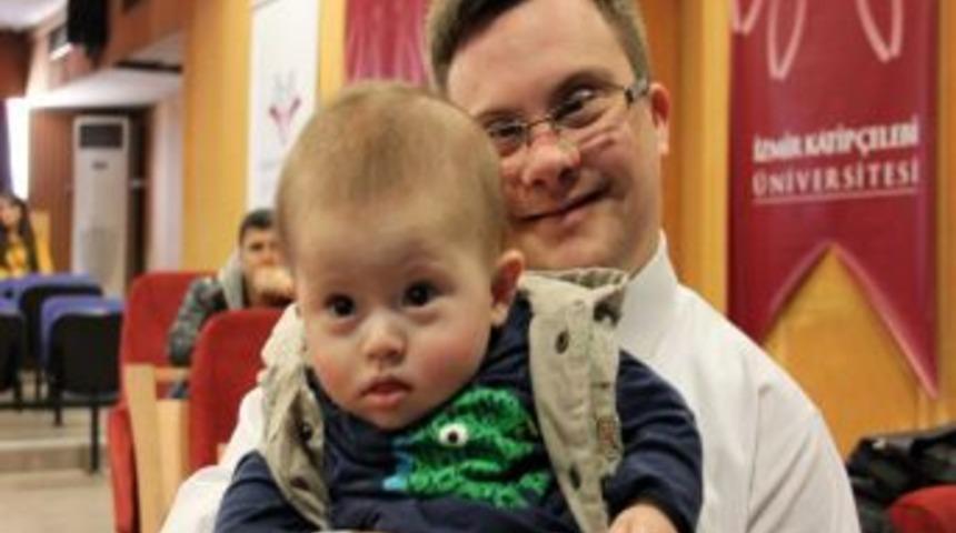 Katip &Ccedil;elebi, down sendromluları unutmadı