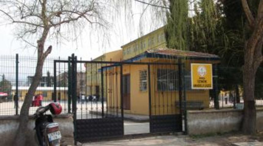 İznik Anadolu Lisesi, başarıda T&uuml;rkiye &uuml;&ccedil;&uuml;nc&uuml;s&uuml;