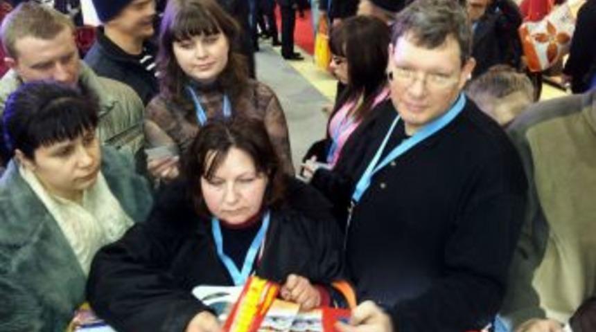 Ak&ccedil;ay, Rusya&rsquo;da yoğun ilgi g&ouml;rd&uuml;