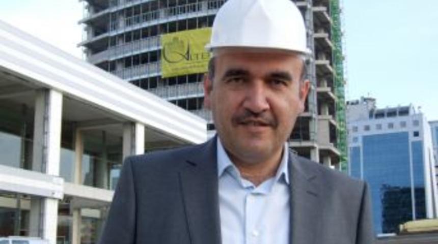 M&uuml;teahhitlerden Başbakan Erdoğan'a 'b&uuml;rokrasi' teşekk&uuml;r&uuml;