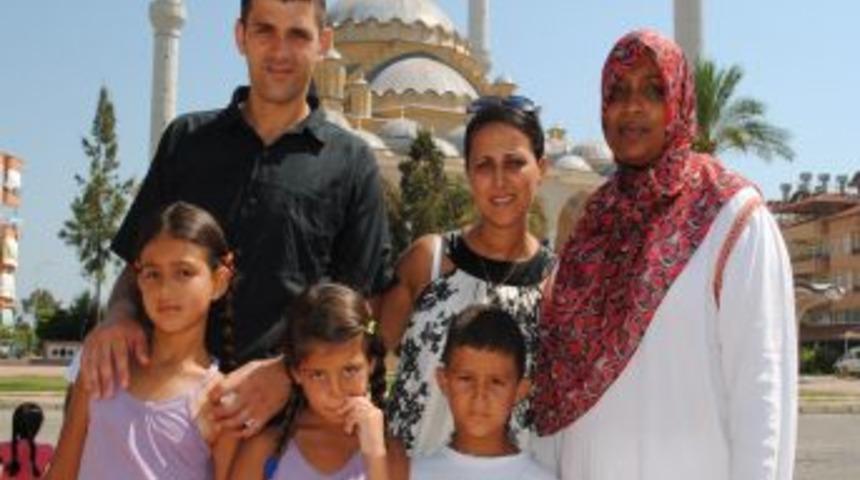 Avrupa &uuml;lkelerindeki M&uuml;sl&uuml;manlar, tatil i&ccedil;in T&uuml;rkiye'ye y&ouml;neliyor