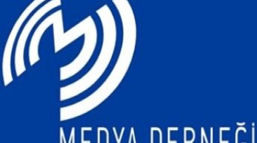 Medya Derneği &uuml;yeleri akreditasyonu tartıştı