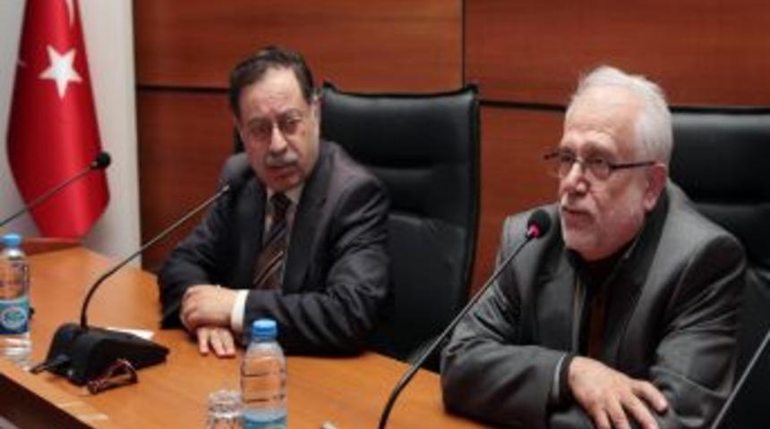 Prof. Dr. İhsan S&uuml;reyya Sırma: Toplumların kaderini dertli insanlar &ccedil;izer