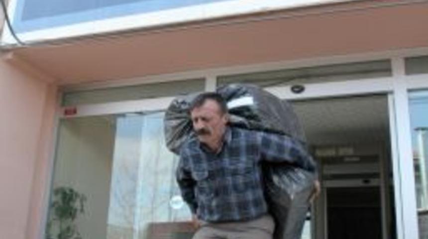 Ka&ccedil;ak sigaralar g&uuml;mr&uuml;ğe g&ouml;nderildi