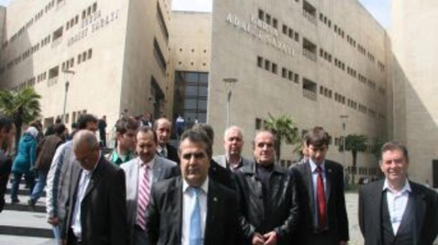 &lsquo;Basını tehdit ettin&rsquo; diyerek B&uuml;lent Arın&ccedil; hakkında su&ccedil; duyurusunda bulundular
