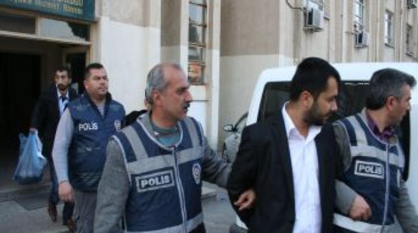 E-posta şifresini kırıp 4 bin lira dolandırdılar