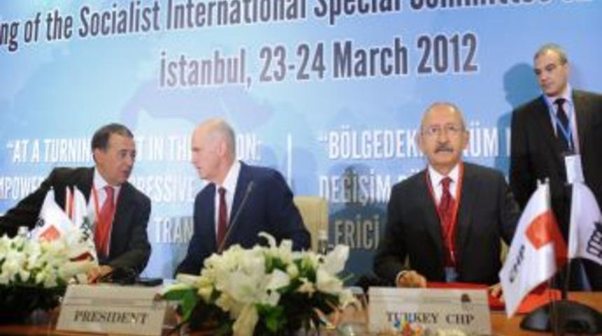 Kılı&ccedil;daroğlu: Arap Baharı renk değiştirmeye başladı