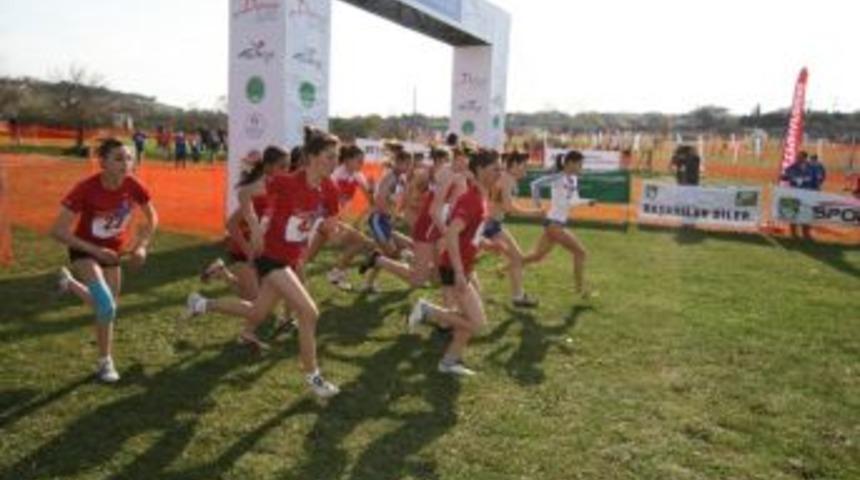 Yılmaz y&uuml;z&uuml;m&uuml;z&uuml; g&uuml;ld&uuml;rd&uuml;