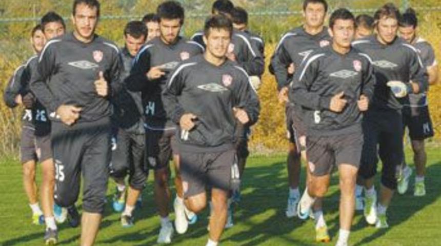 Evrensekispor&rsquo;da 2 futbolcu kadro dışı